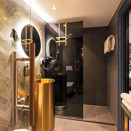 Hotel Haarhuis, Worldhotels Crafted 5*