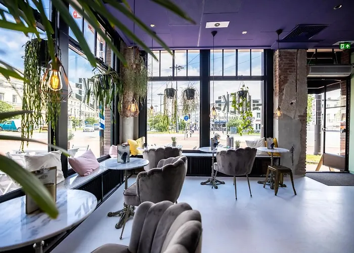 Haarhuis, World Crafted Collection